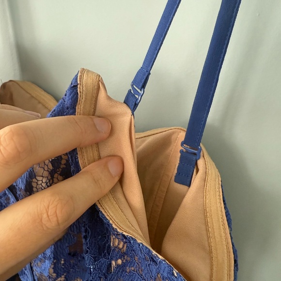 ASOS Oasis Lace Maxi Dress / Prom Dress - Blue - Picture 5 of 6